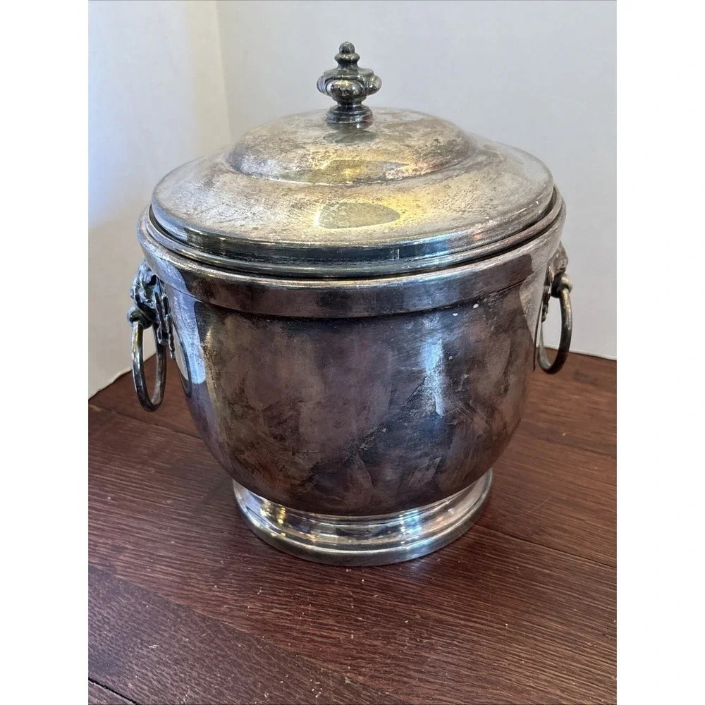 VTG Crosby E.P.C #2‎ Vacuum Sealed Ice Bucket With Lid, Lion Head Ring Handles